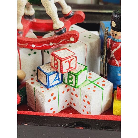 Enesco Wood Toybox Christmas Treasure Chest Music Box w/ Mirror 5" TESTED Vtg - Picture 6 of 16